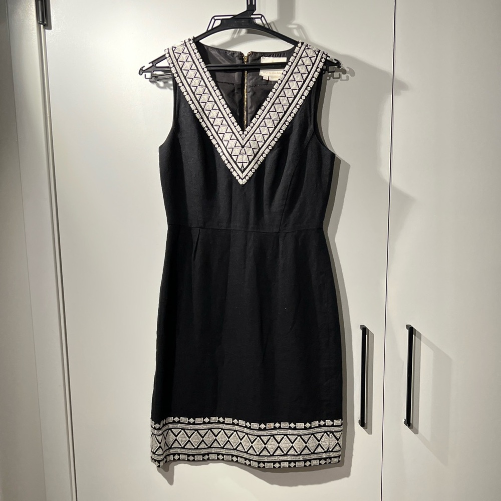 Kate Spade Black Embroidered Sleeveless Shift Dress (Size 2)